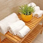 Opera Inn Suites - Rooms And Apartments